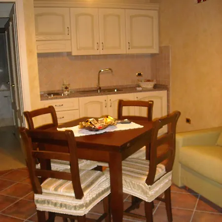 Roberta Cisanello Apartment *