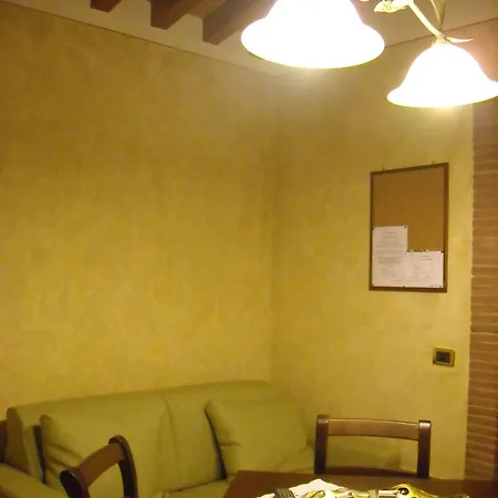 Roberta Cisanello Apartment Pisa