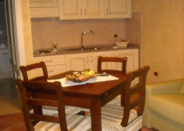 アパルタメンティ ロベルタ チザネッロ アパート *